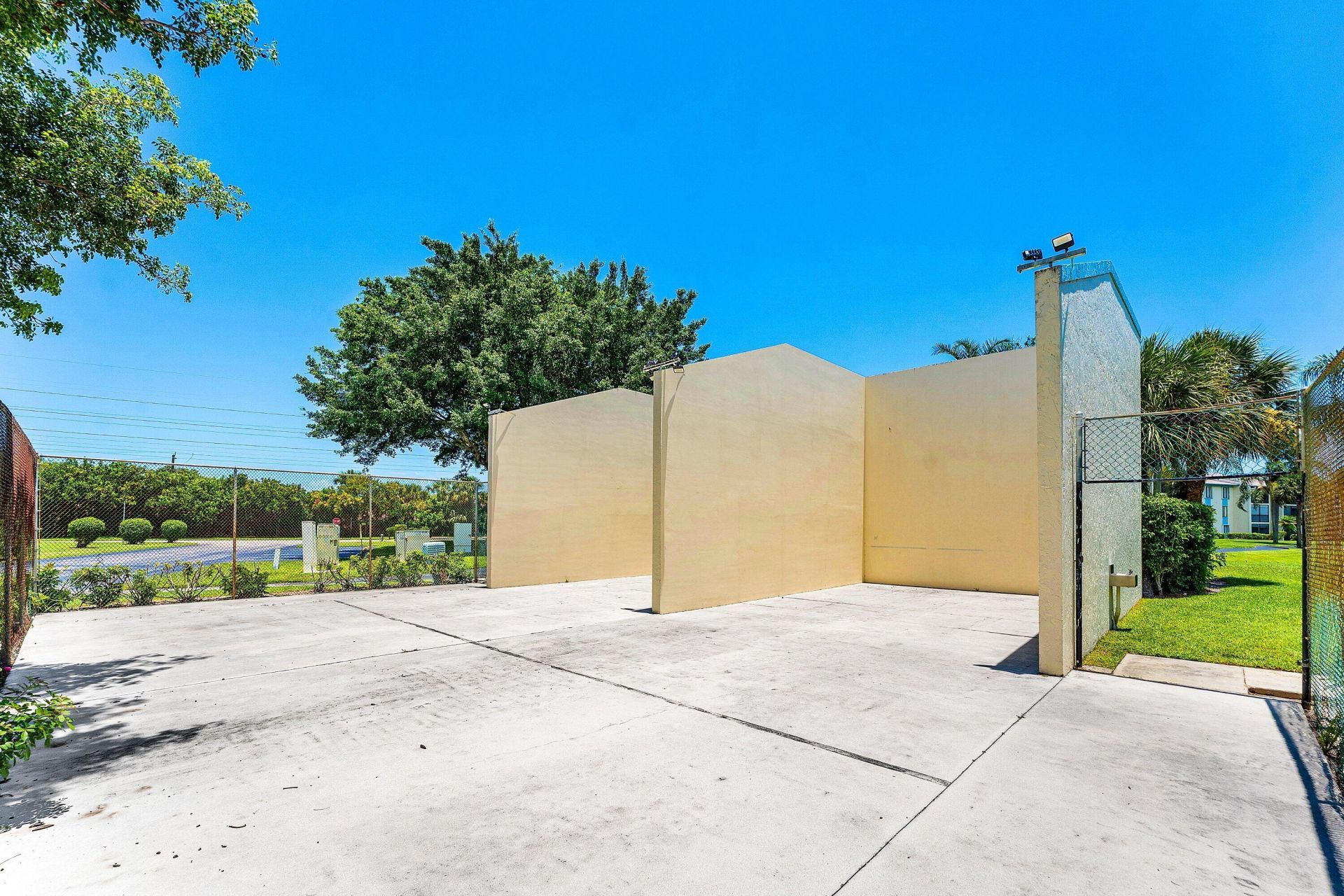 1108 Green Pine Boulevard, Unit E1, West Palm Beach, FL 33409 Photo