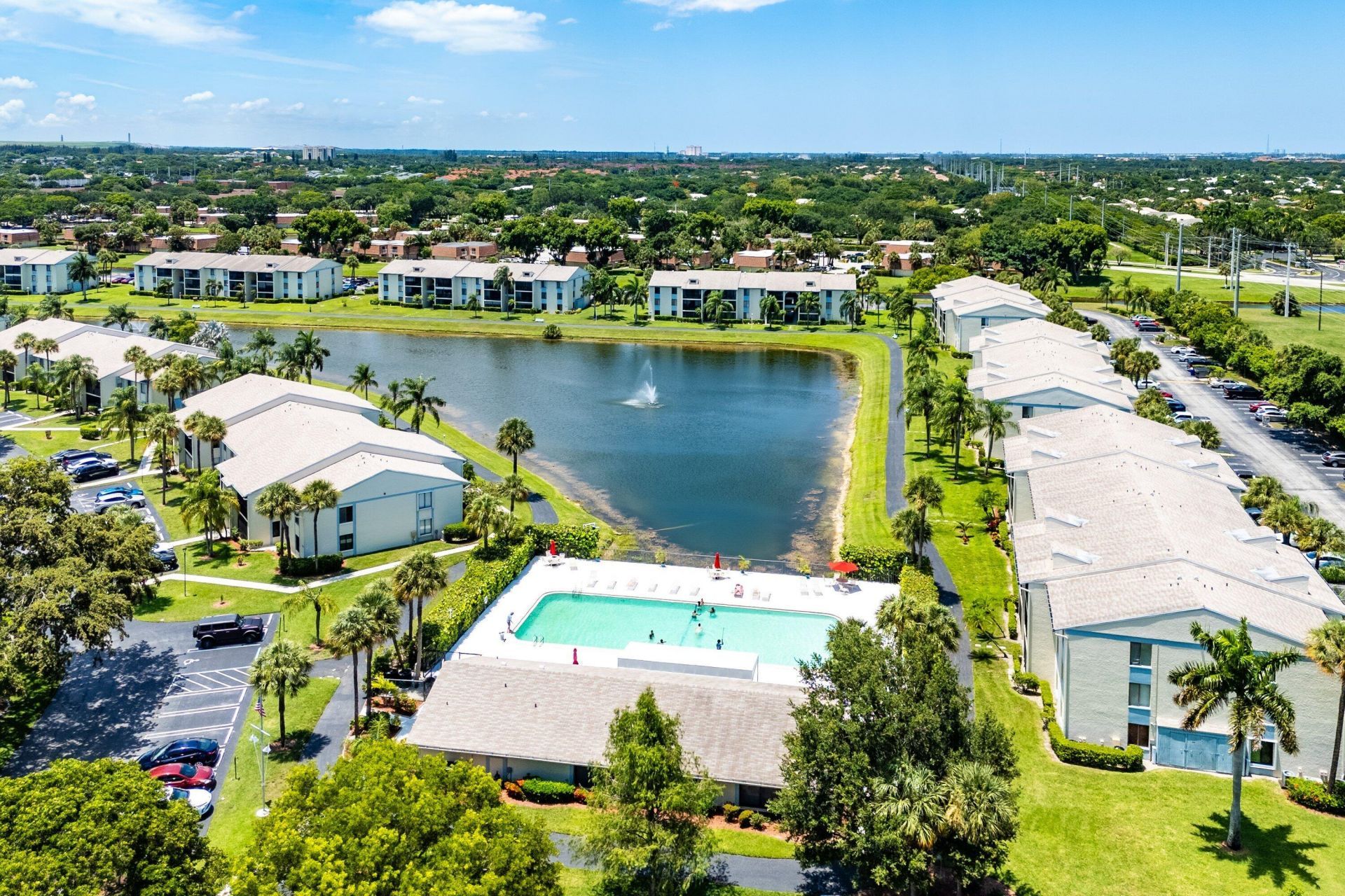 1108 Green Pine Boulevard, Unit E1, West Palm Beach, FL 33409 Photo