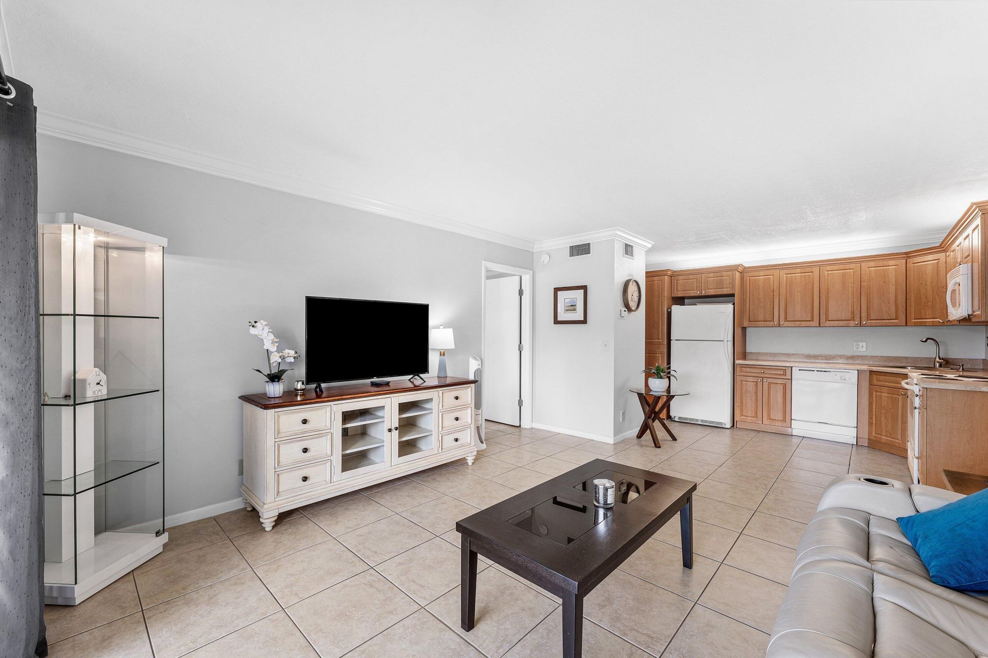 1108 Green Pine Boulevard, Unit E1, West Palm Beach, FL 33409 Photo