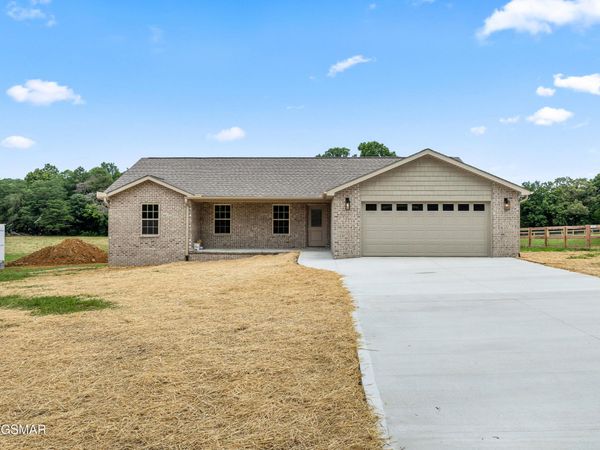 271 Cross Over Road, Sevierville, TN 37876