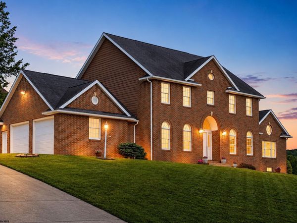 2019 Tanglewood Road, Bridgeport, WV 26330