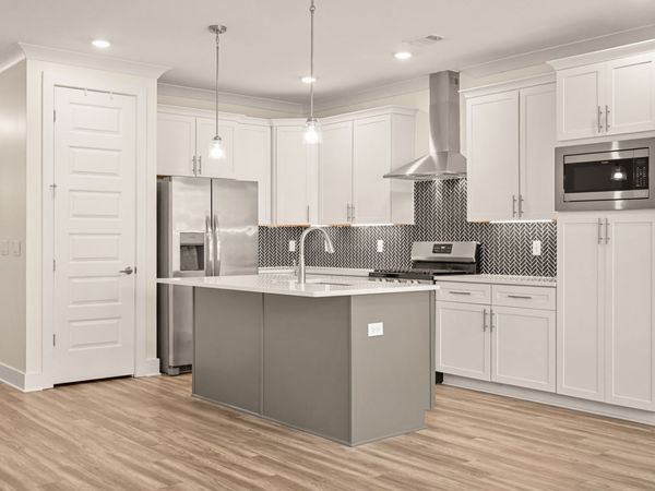 116C N 9th St, Nashville, TN 37206