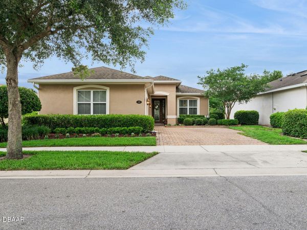 1129 Gardenshire Lane, DeLand, FL 32724