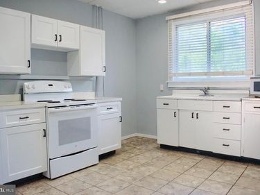 27 SHERIDAN STREET N, COAL TOWNSHIP, PA 17866