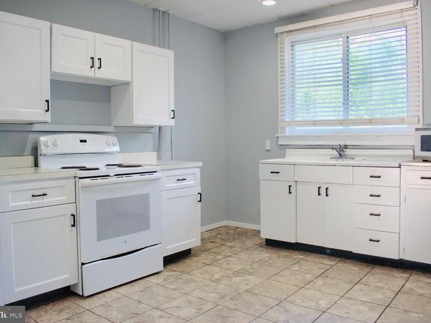 27 Sheridan Street N , Coal Township, PA 17866 Main Photo