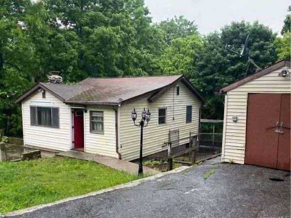 32 Cedar Trail , Monroe, NY 10950