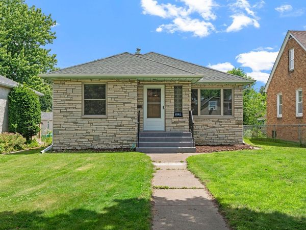 2623 Jefferson Street NE, Minneapolis, MN 55418