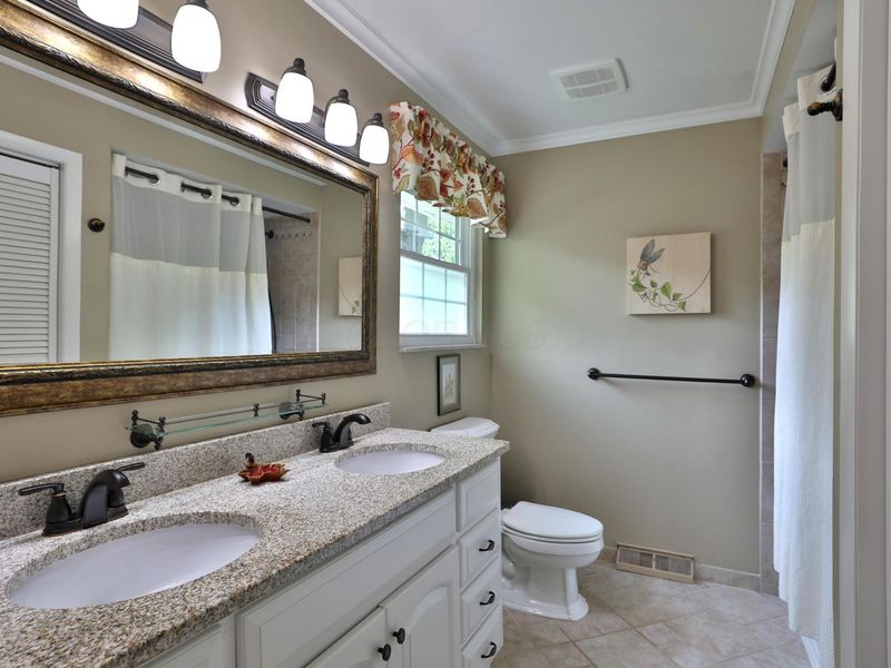 286 Beverly Place, Worthington, OH 43085 Photo 33