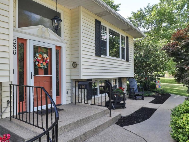 286 Beverly Place, Worthington, OH 43085 Photo 4