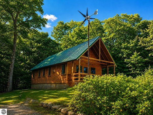 6 Charity Island, Au Gres, MI 48703