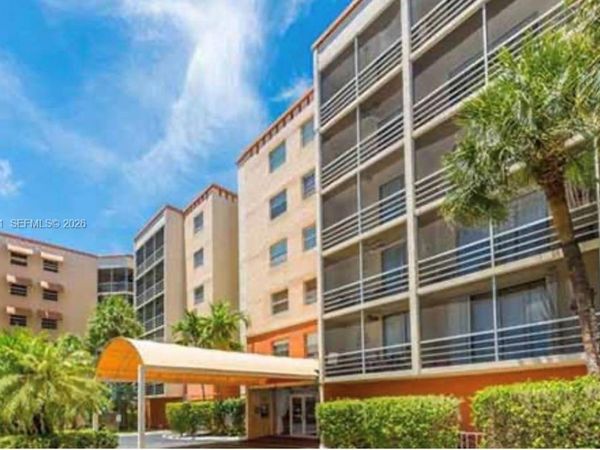 Unit 5-T, North Miami Beach, FL 33160