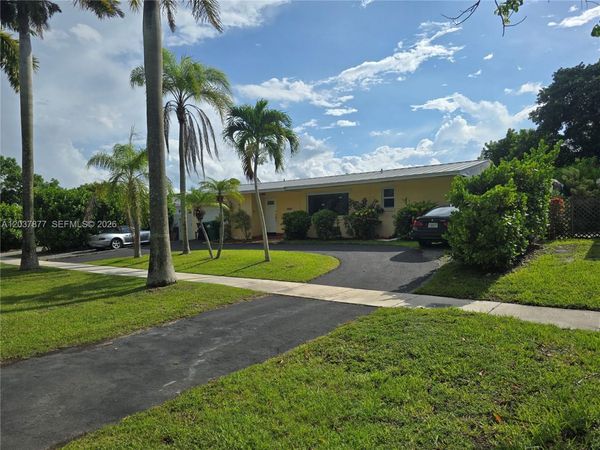 19500 SW 87th Ave , Cutler Bay, FL 33157