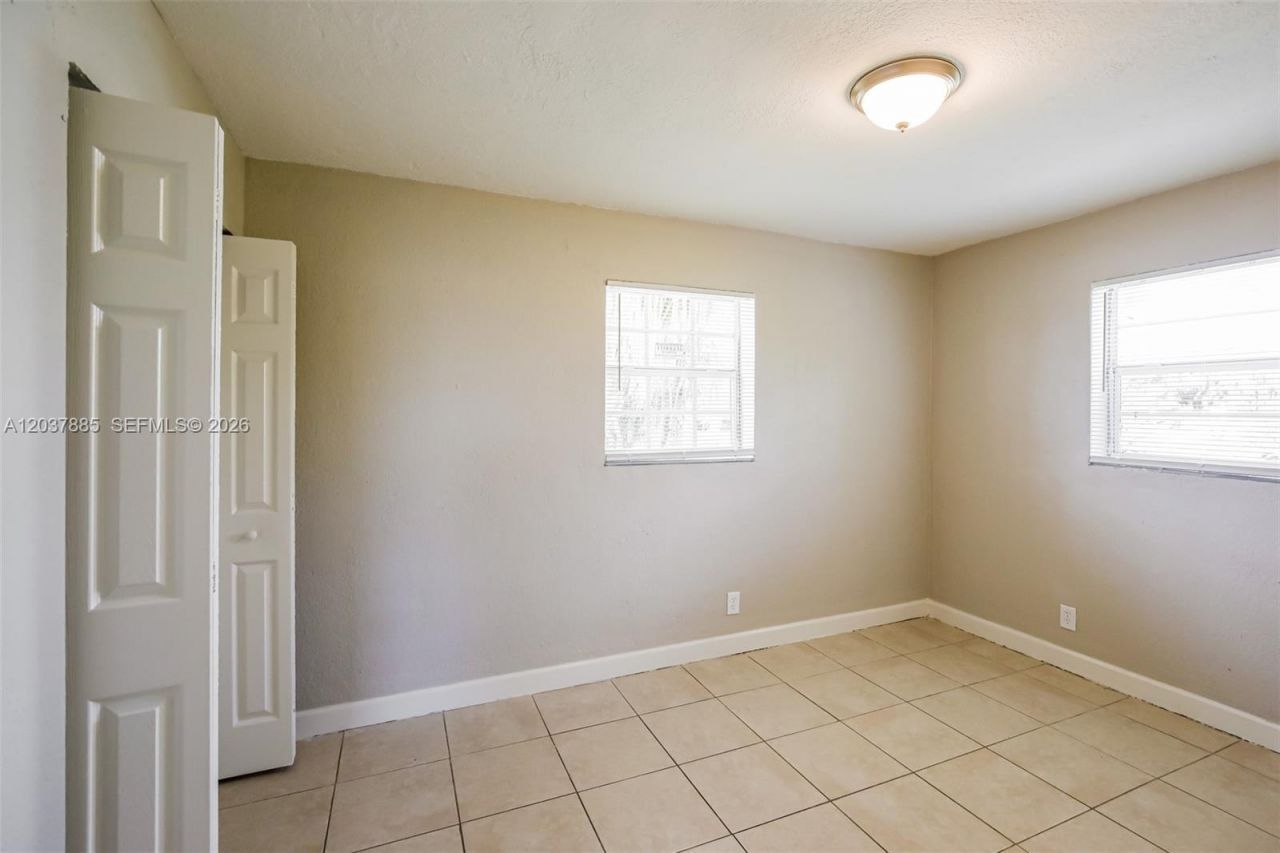 5980 NW 24th Ct, Margate, FL 33063 Photo