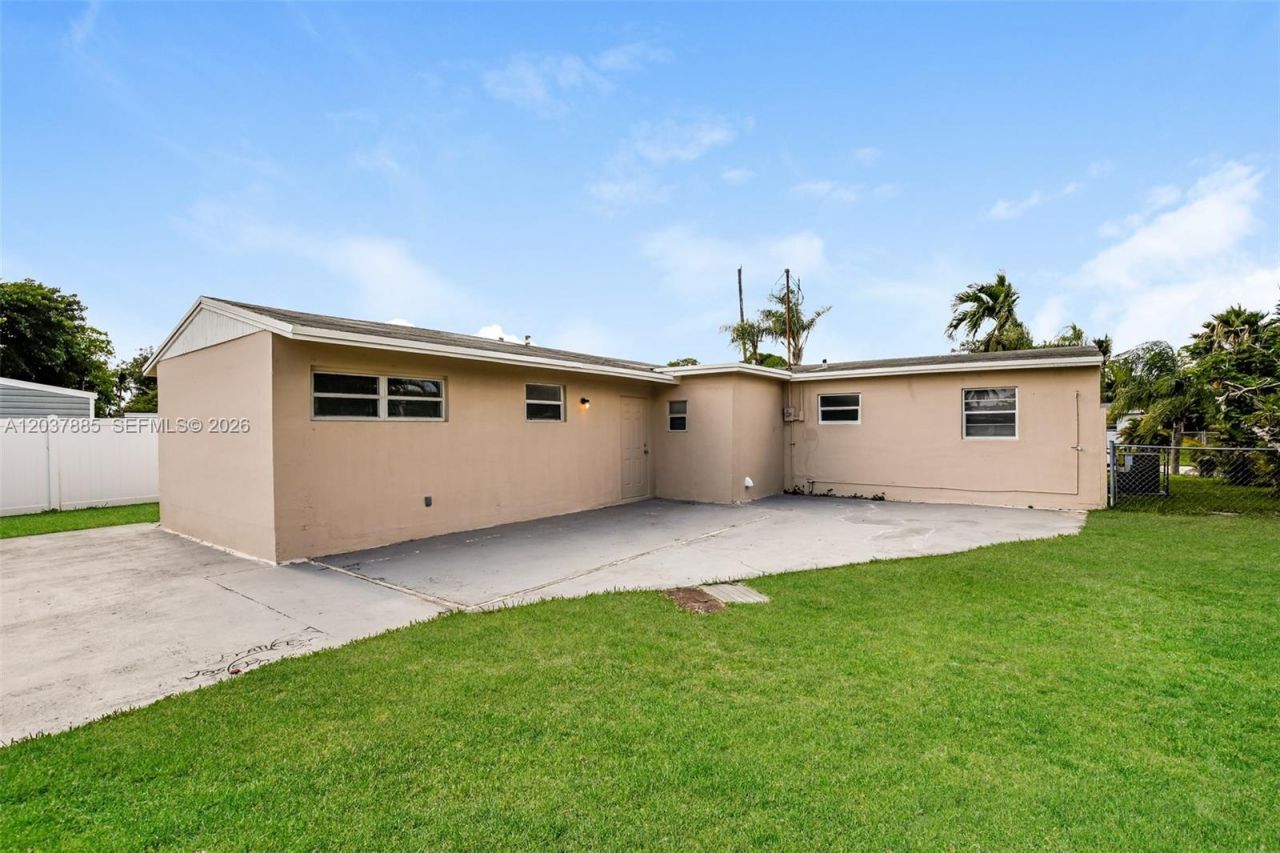 5980 NW 24th Ct, Margate, FL 33063 Photo