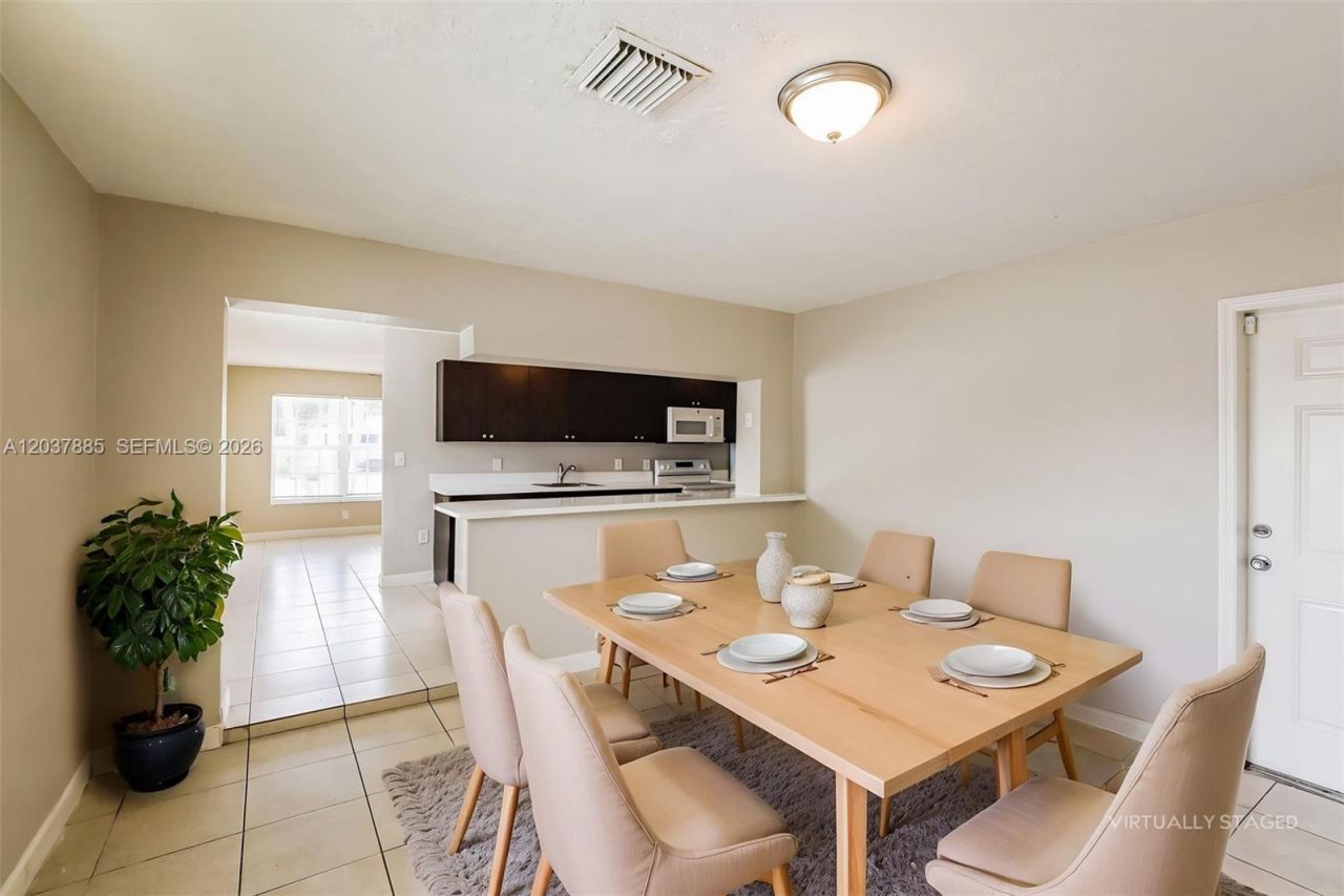 5980 NW 24th Ct, Margate, FL 33063 Photo