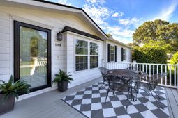 1294 Landing Road photo 4