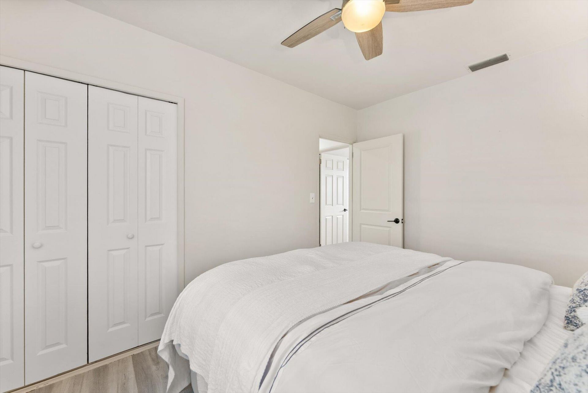 350 Forest Hill Boulevard, West Palm Beach, FL 33405 Photo