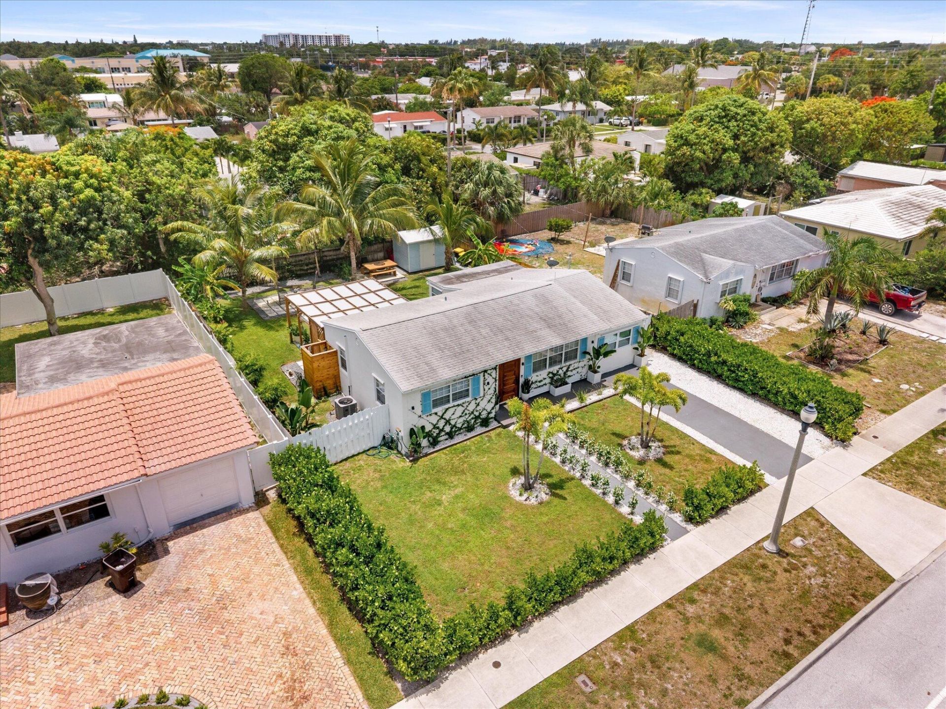 350 Forest Hill Boulevard, West Palm Beach, FL 33405 Photo