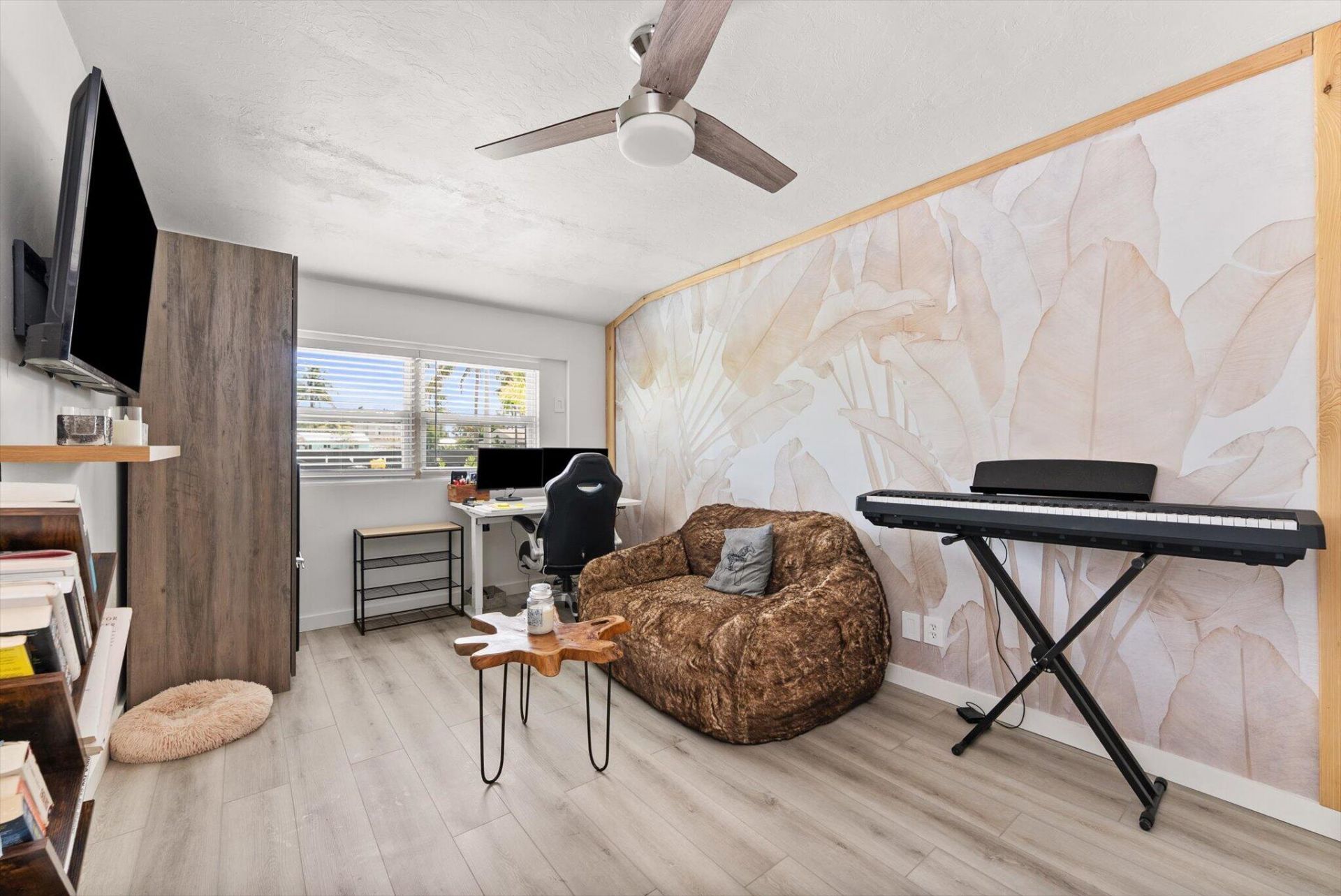 350 Forest Hill Boulevard, West Palm Beach, FL 33405 Photo