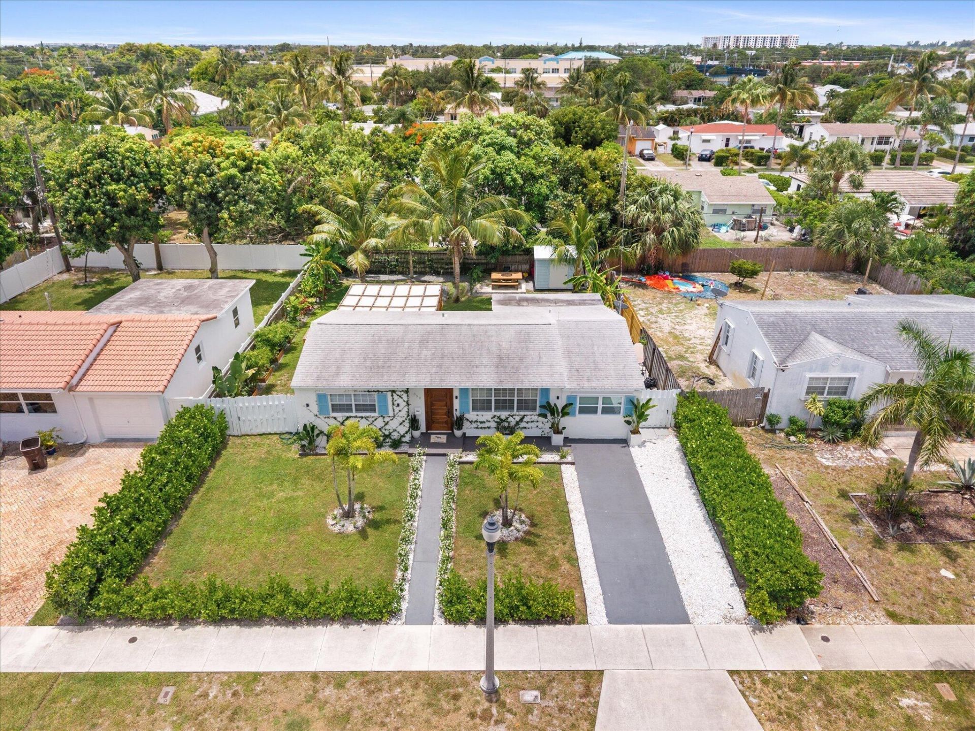 350 Forest Hill Boulevard, West Palm Beach, FL 33405 Photo