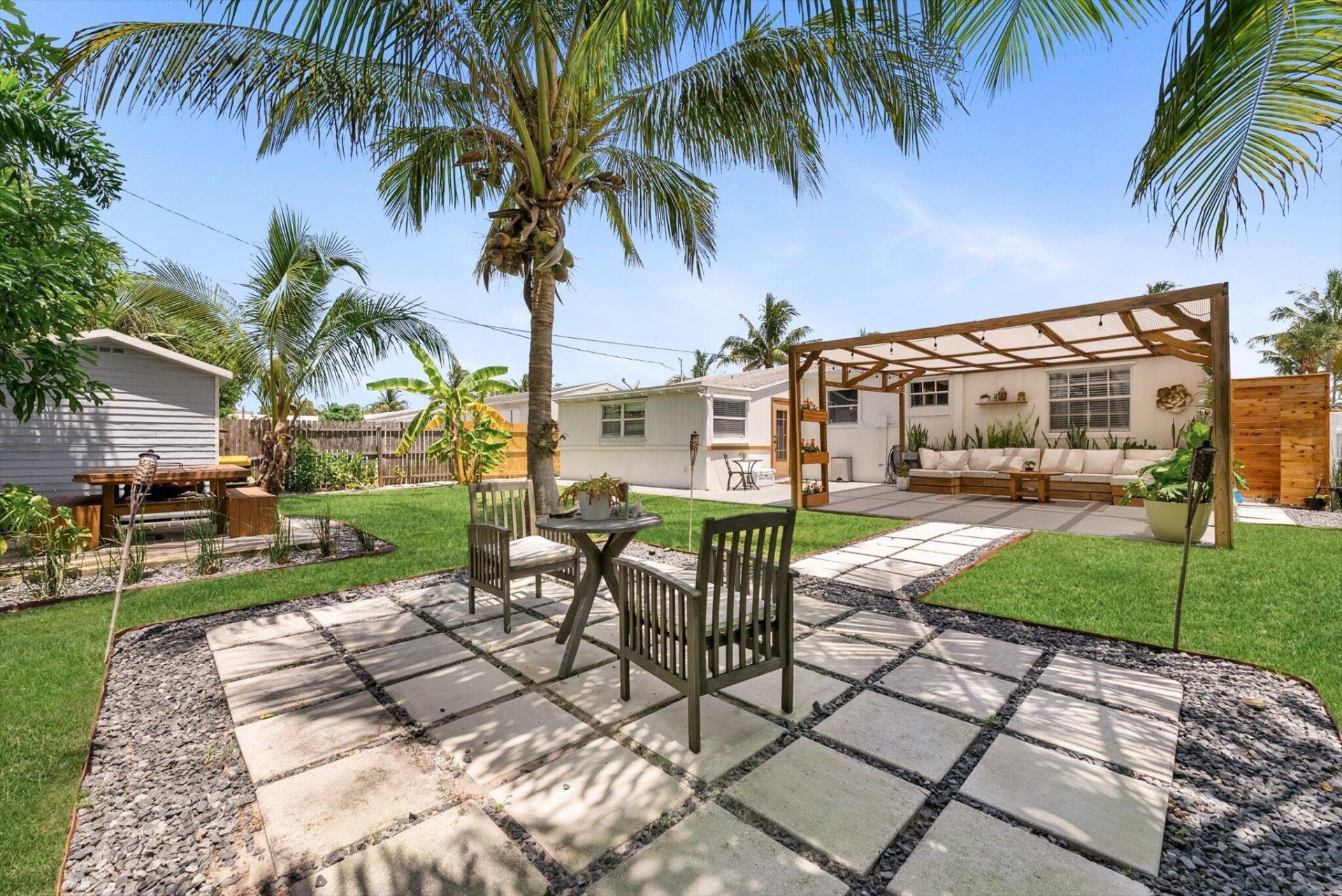 350 Forest Hill Boulevard, West Palm Beach, FL 33405 Photo