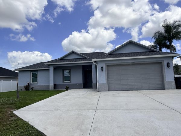 5673 NW Whitecap Road, Port St. Lucie, FL 34986