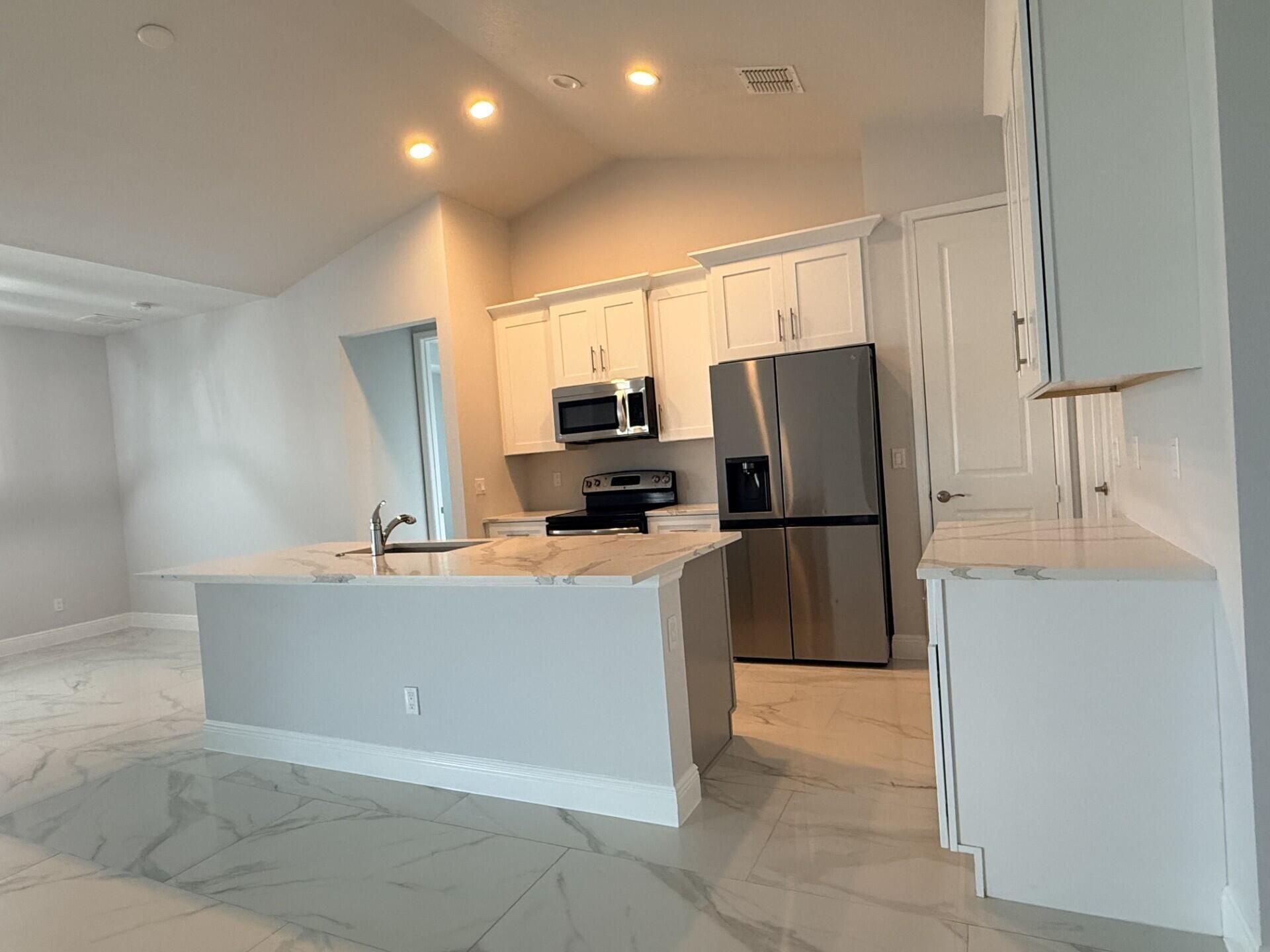 5673 NW Whitecap Road, Port Saint Lucie, FL 34986 Photo