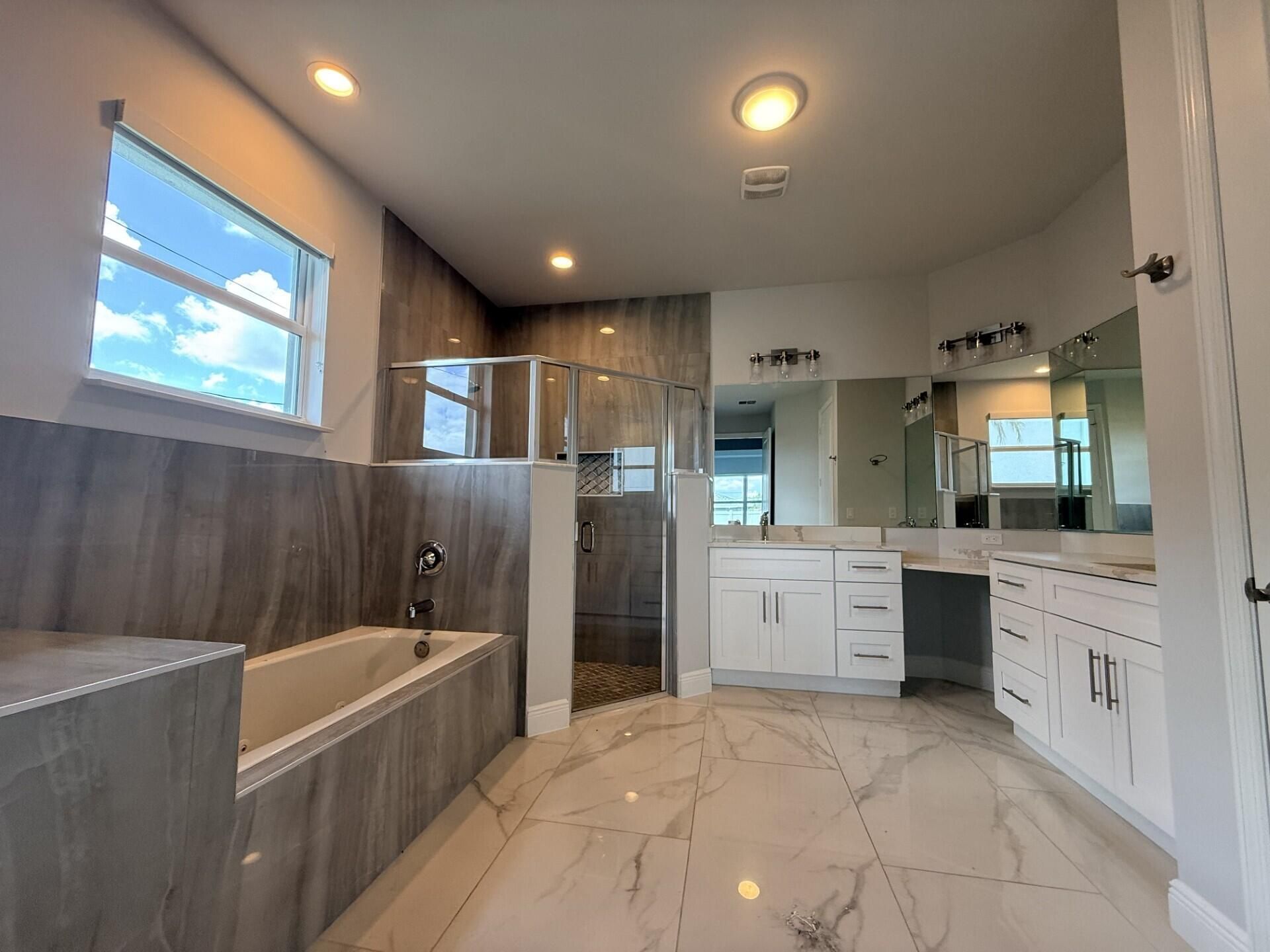 5673 NW Whitecap Road, Port Saint Lucie, FL 34986 Photo