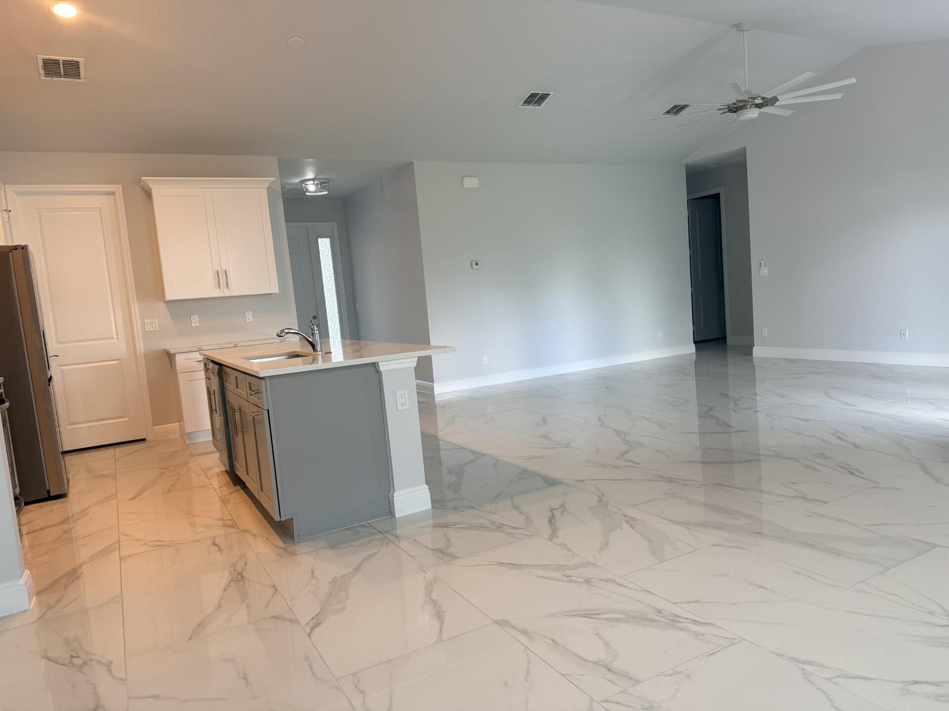 5673 NW Whitecap Road, Port Saint Lucie, FL 34986 Photo