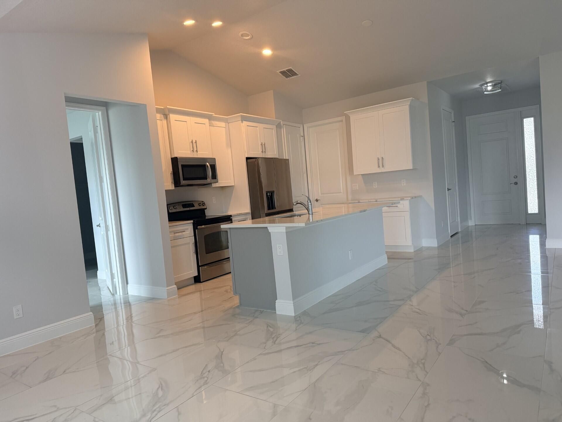 5673 NW Whitecap Road, Port Saint Lucie, FL 34986 Photo