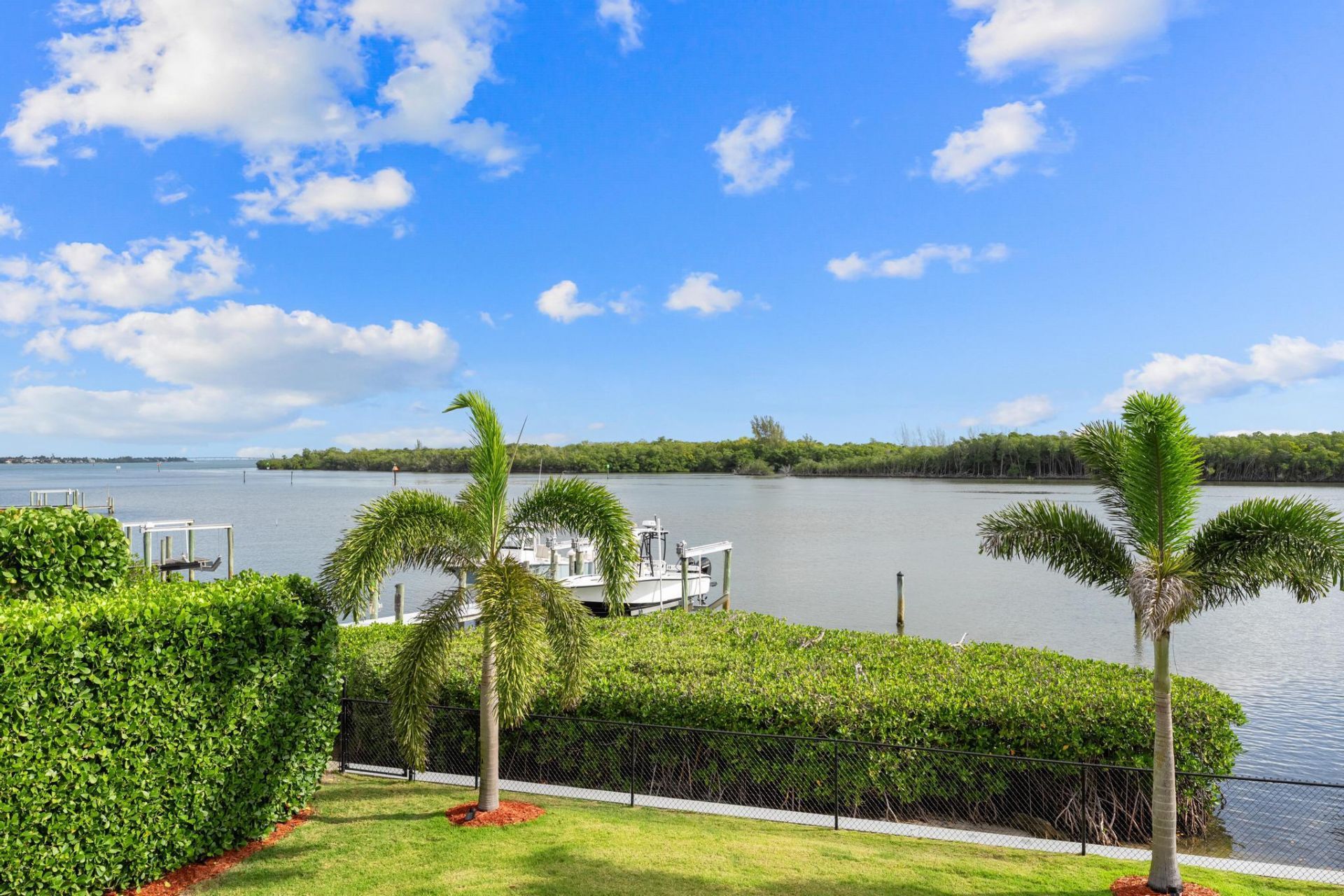 5675 SE Orange Street, Stuart, FL 34997 Photo