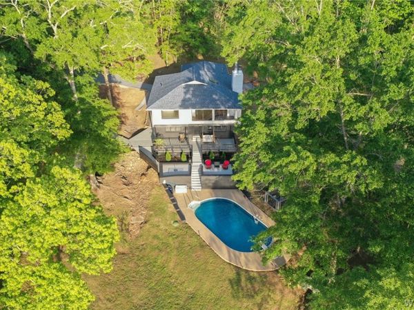 15710 Edwardian Drive , Northport, AL 35475