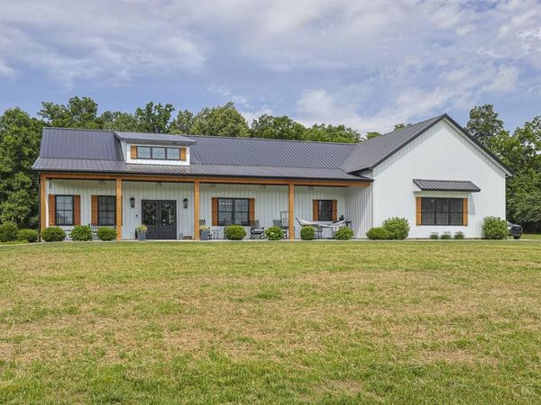 15607 Ireland Road, Moores Hill, IN 47032