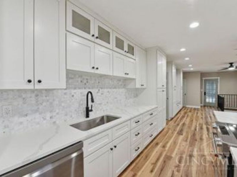 2545 Cliff Road, Cincinnati, OH 45052 Photo 9