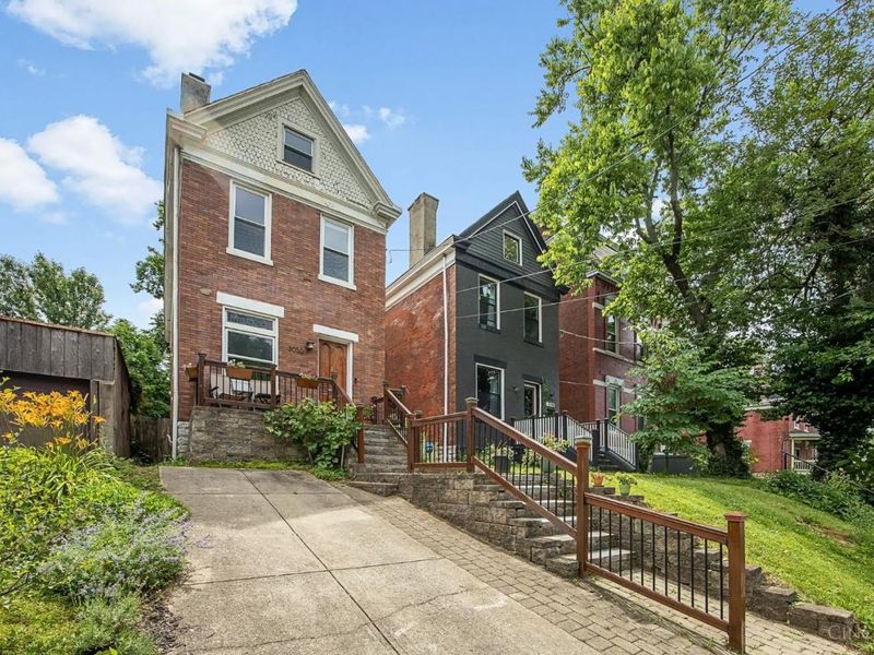 3050 Cleinview Avenue, Cincinnati, OH 45206 Photo 2