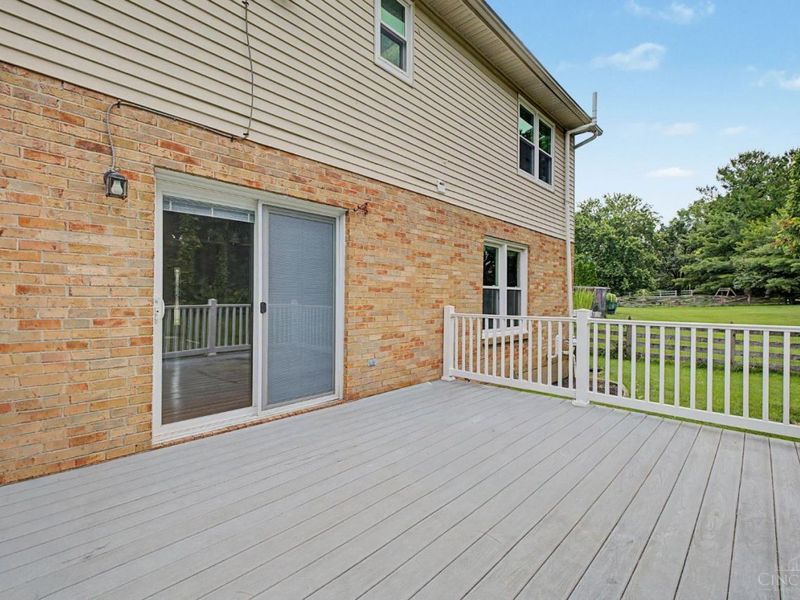 8085 Quail Meadow Lane, West Chester, OH 45069 Photo 11