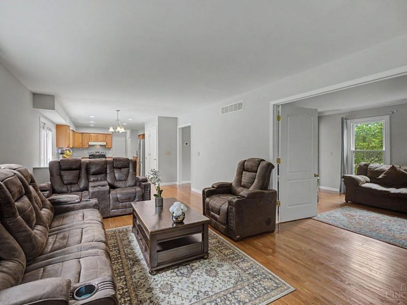 8085 Quail Meadow Lane, West Chester, OH 45069 Photo 23