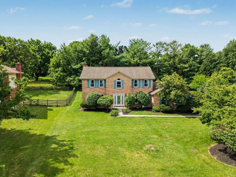 8085 Quail Meadow Lane, West Chester, OH 45069 Photo 6