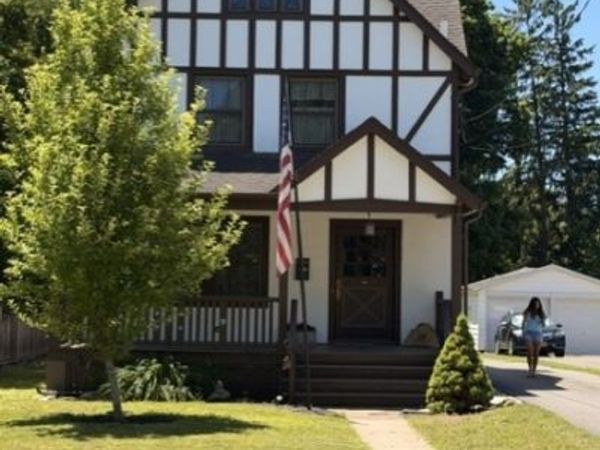 19 Academy Road, Morris Plains, NJ 07950