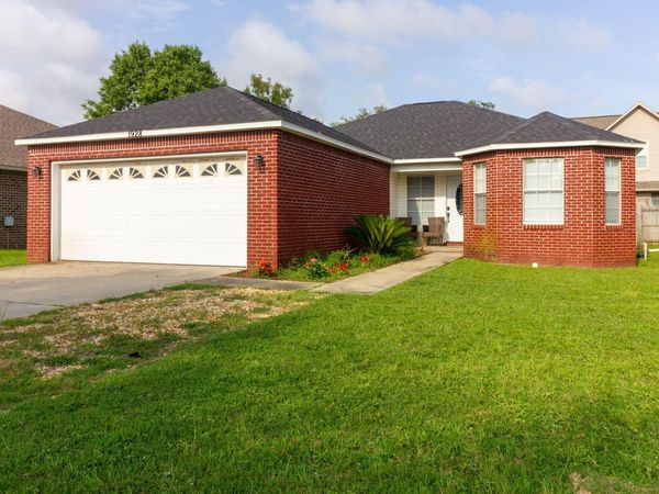 1928 Jo Tam Lane, Navarre, FL 32566