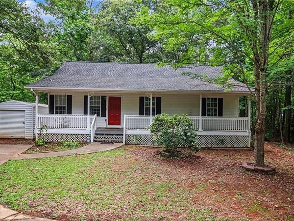 425 Tommy Thompson Way, Whitesburg, GA 30185