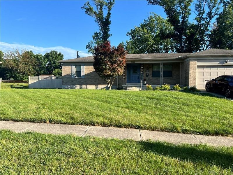 5212 Big Bend Drive, Jefferson Township, OH 45417 Photo 2
