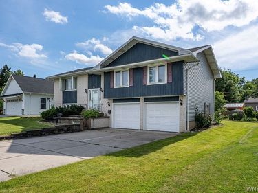93 Harding Road, Williamsville, NY 14221