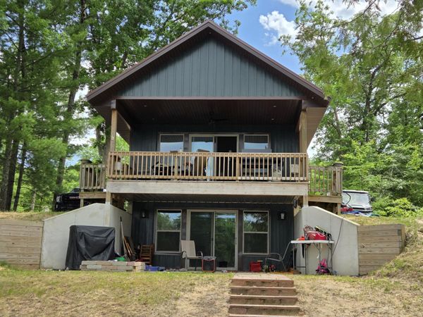 2485 W Lake Shore Drive, Bitely, MI 49309