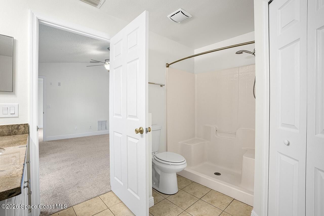 966 E 13th Square , Vero Beach, FL 32960 Photo