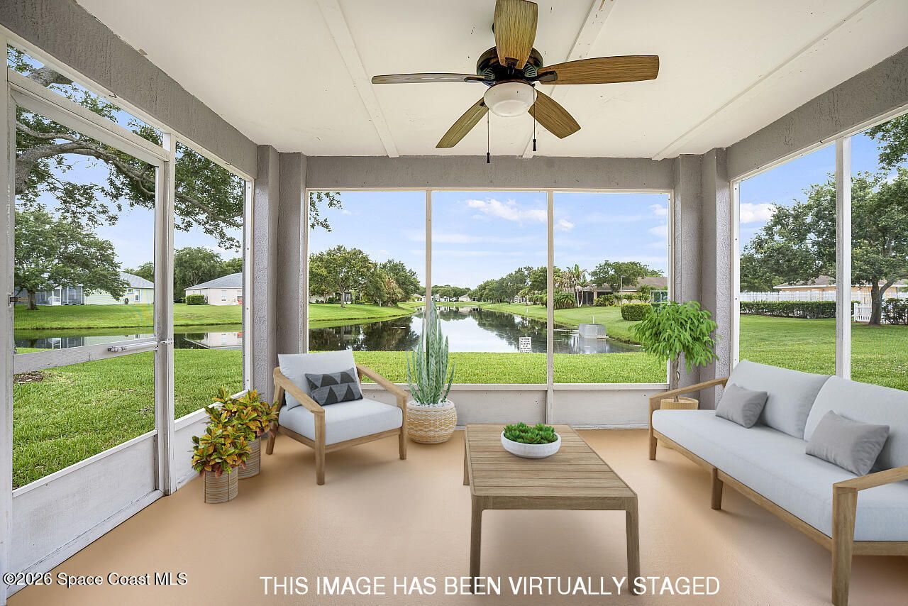 966 E 13th Square , Vero Beach, FL 32960 Photo