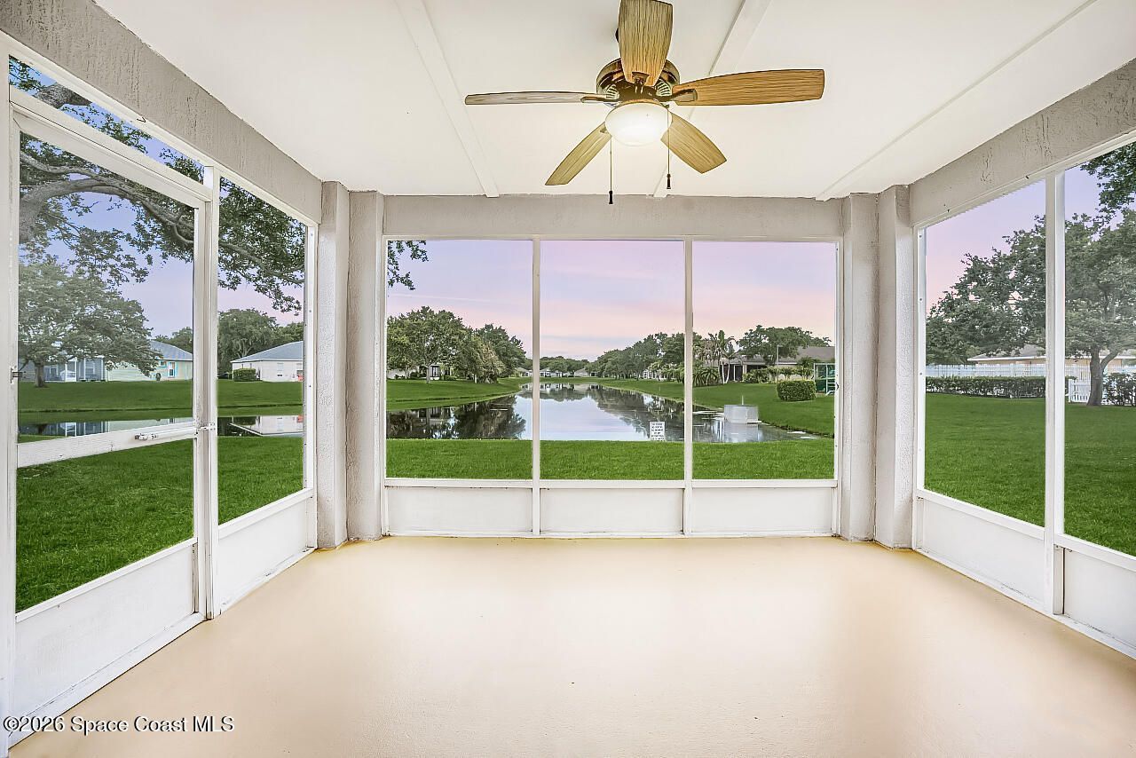 966 E 13th Square , Vero Beach, FL 32960 Photo