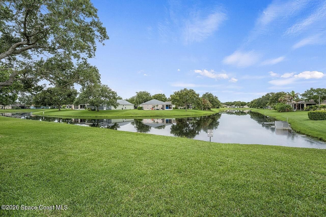 966 E 13th Square , Vero Beach, FL 32960 Photo