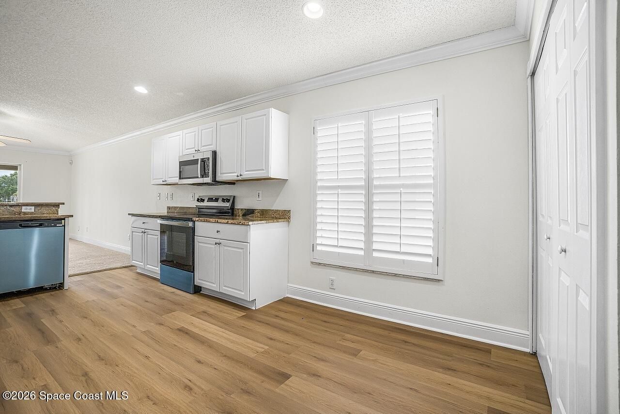 966 E 13th Square , Vero Beach, FL 32960 Photo