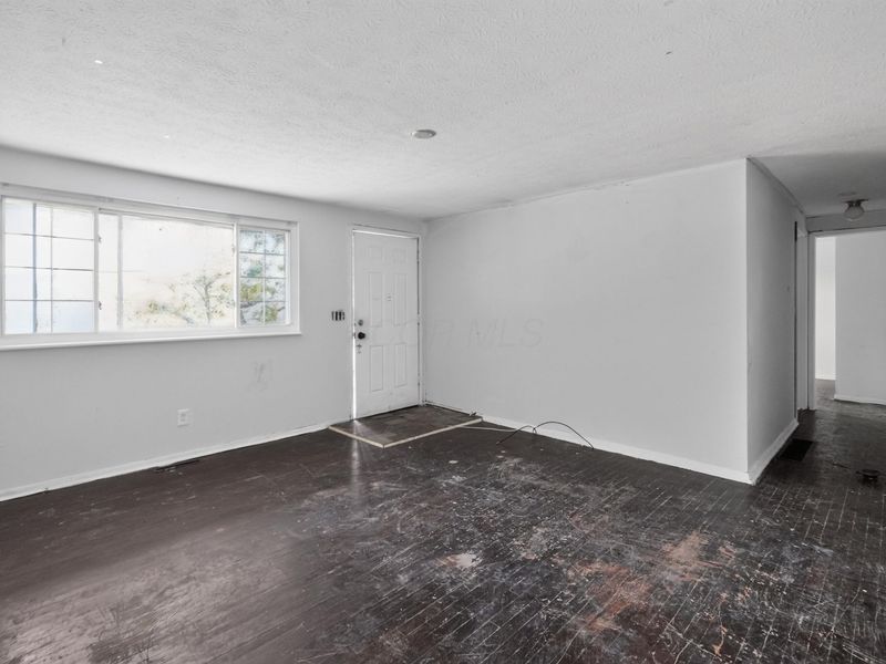 3774 Lynward Road, Columbus, OH 43228 Photo 9
